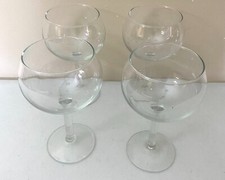 Lot Of 4 Wine Glasses  7 x 5