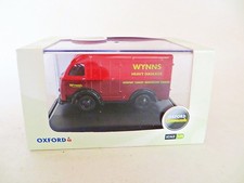 OXFORD COMMERCIALS 76AK013 'AUSTIN 3 WAY VAN - WYNNS HAULAGE'. 1:76. MIB/BOXED.