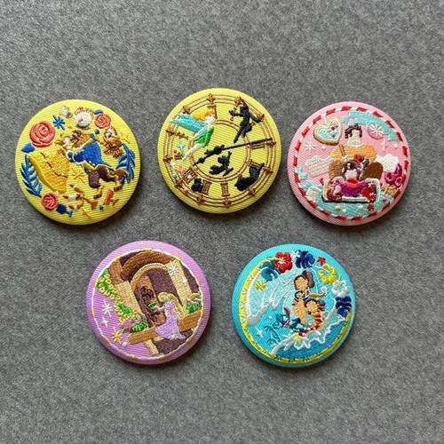 Disney embroidery tin badge