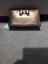 ted baker ladies patent leather cosmetic/wash bag brand new with tags