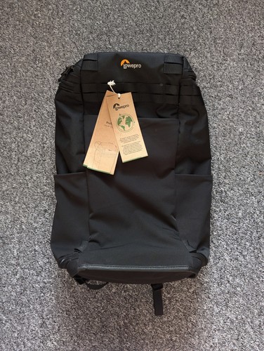 New with tags lowepro - tags,