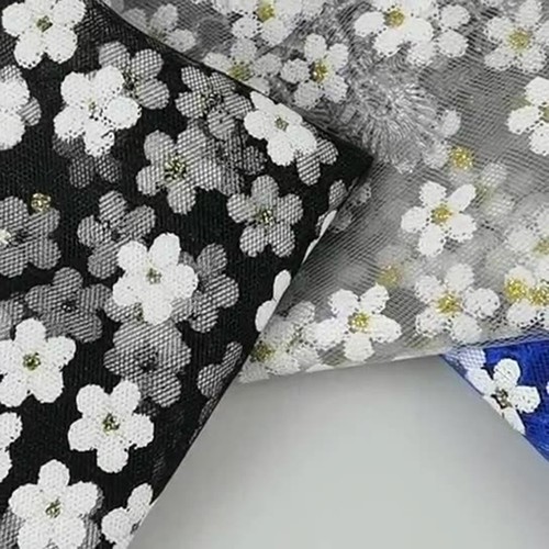 Breathable triangular scarf - breathable,