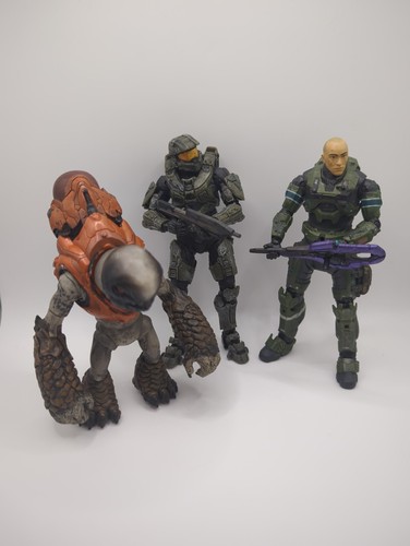 Mcfarlane halo figure bundle - halo,