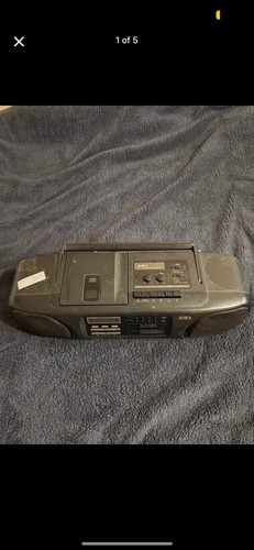 Aiwa casette and - cd, player