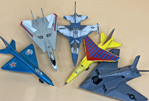 Matchbox sky busters military - matchbox,