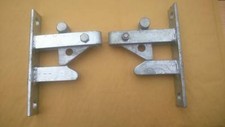 Two self locking field gate