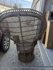 Peacock chair 