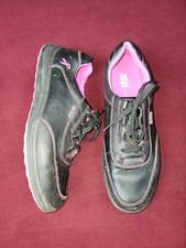 SAS shoes cancer ribbon size