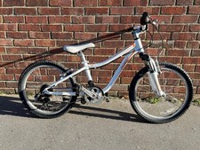 Specialized hotrock white kid bike bicycle aluminium frame 20inch wheels