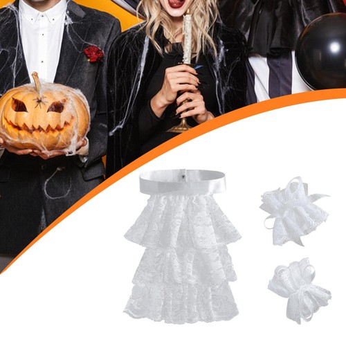 Lace jabot and cuffs set - cuffs,