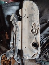 Peugeot 106 Rally 1.3 Tank