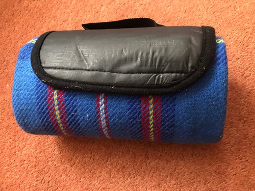 Portable picnic blanket - portable,