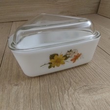 Pyrex Autumn Glory Triangular