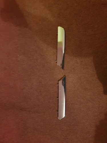 Alfa 159 front whisker trims - front,