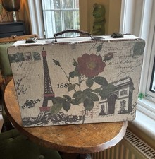 Vintage Style Floral Canvas