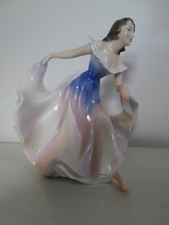 ROYAL DOULTON 'A GYPSY DANCE'