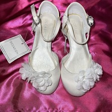 Ivory Wedge Strap Buckle Corsage Flower Girls Shoes Small Size 10