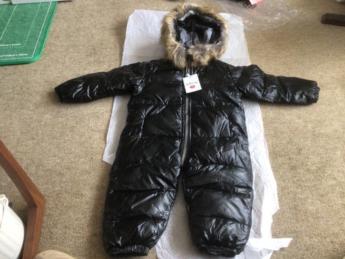 Toddlers snow rain - snow, black