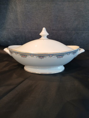 Piece royal doulton - 1,
