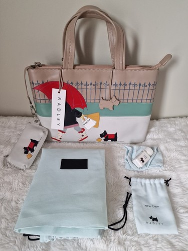 Radley signature retail - radley,