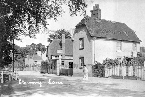 Azt the fox hounds pub - the,