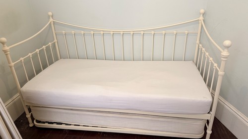 Laura ashley day bed - day,