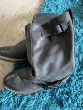 Doc Martins Women's Boots, Size 5, Slim fitting, Dark Green Colour