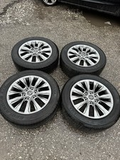 Toyota Landcruiser 300 Sahara