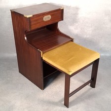 Vintage Campaign Style