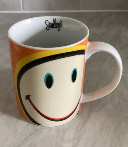 Smiley face mug - smiley,