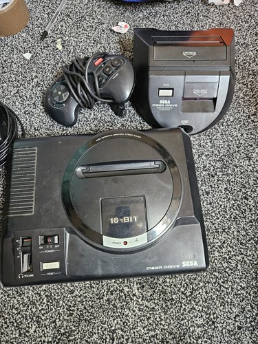 Sega megadrive console - sega,
