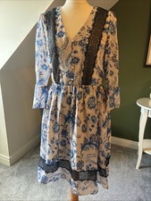 Pretty Somerset By Alice