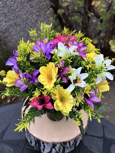Spring grave pot arrangement - grave,