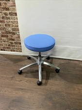Commercial Grade Salon Beauticians Chair Stool - Large seat heavy base (7385)