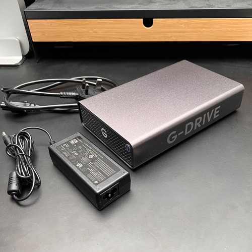 Drive pro 4tb thunderbolt 3 - 4tb,