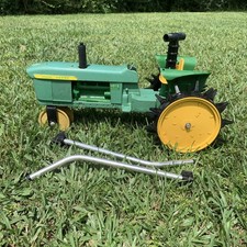 John Deere 4010 Tractor Lawn