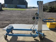 GENIE LIFT SLK15 Material Lift