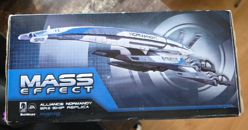 Mass effect alliance normandy - mass,