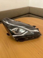 Toyota Yaris 2017 Headlight LED Driver Side Spares Or Repairs Genuine Oem. 