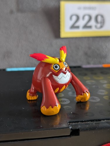 Pokémon tomy figure - pokémon,