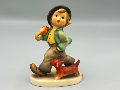 Goebel hummel merry wanderer - merry,