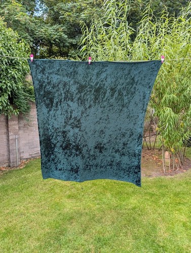 Dark green crushed velvet - dark,