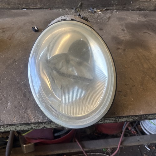 Volkswagen beetle driver - volkswagen, 98-06