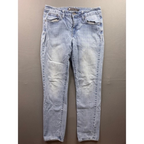 Levis demi curve - levis, leg