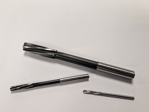 Straight shank metric - straight,