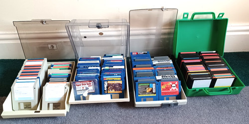 300x commodore amiga floppy - commodore,