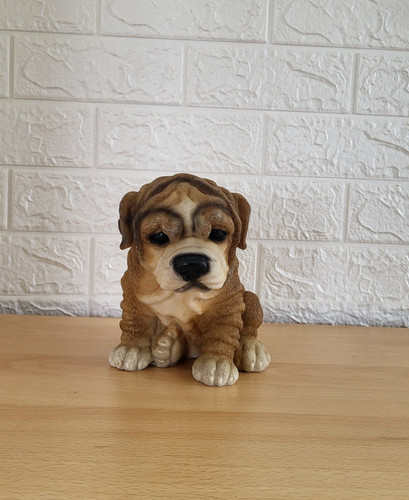 Vintage realistic resin - vintage,