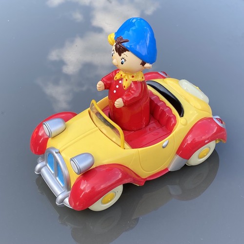 Vintage noddy toy car moving - vintage,