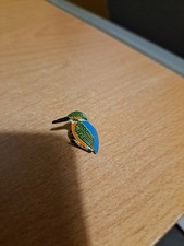 Gold Coloured Metal Enamel RSPB Kingfisher Pin/Badge