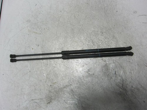13182537 boot shock absorbers